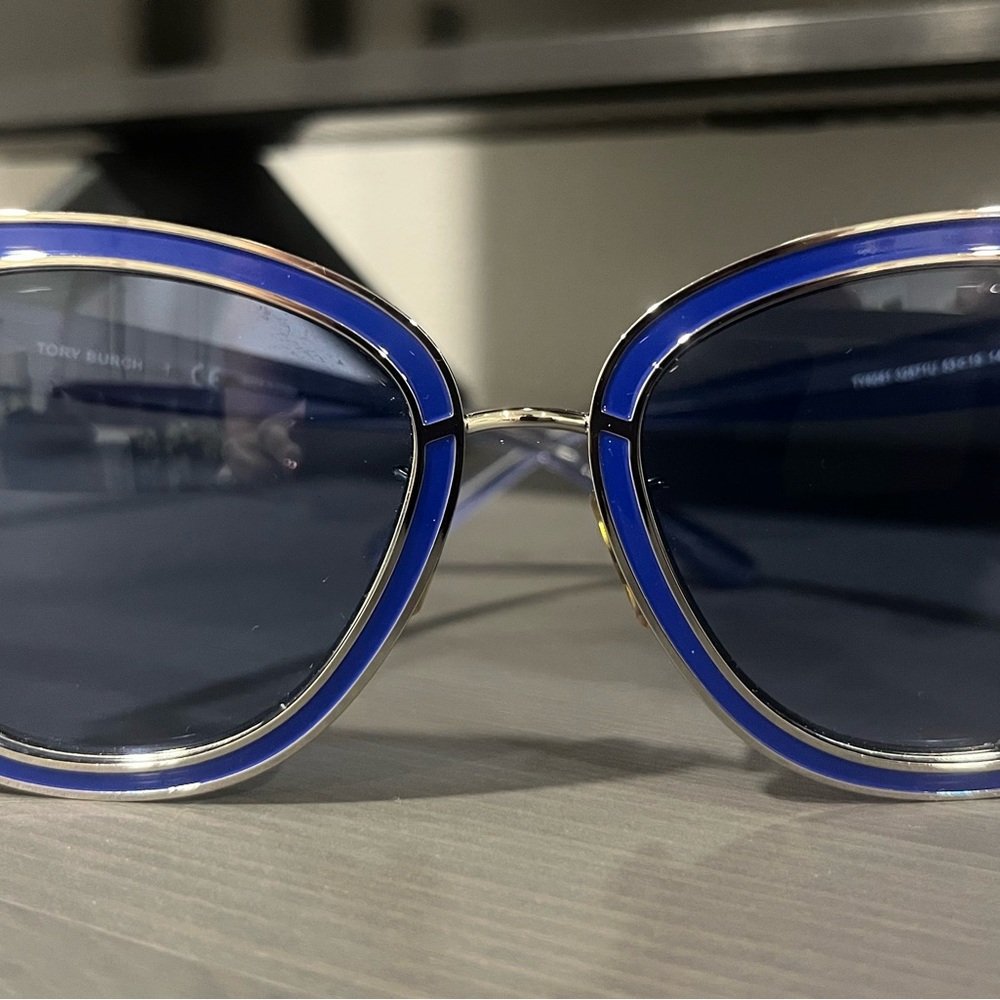 Tory Burch TY6061 Sunglasses